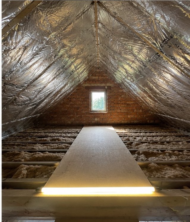 Completed SF19 SuperFOIL roof pitch and insulated loft in Reading